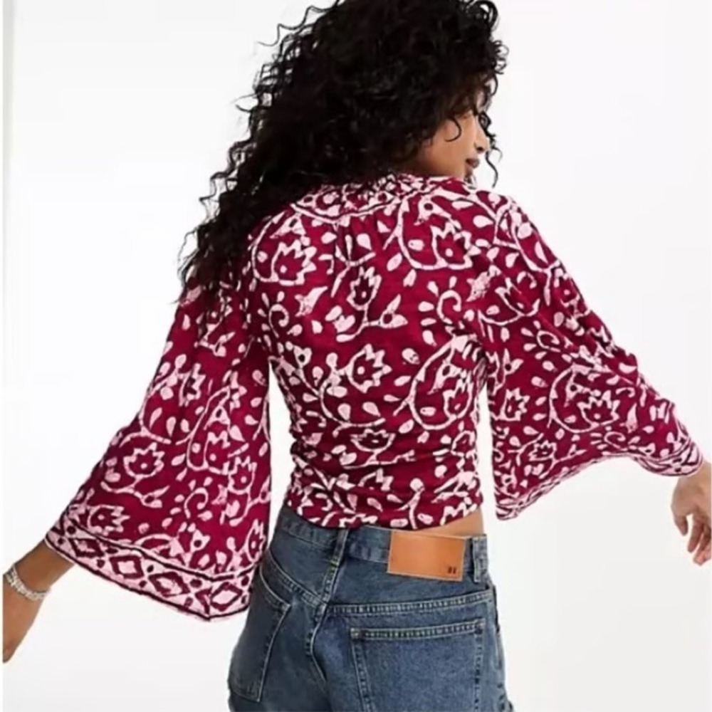 Free People Crop Top XS Womens Batik Print Boho Chic Festival Hippie Bell Sleeve